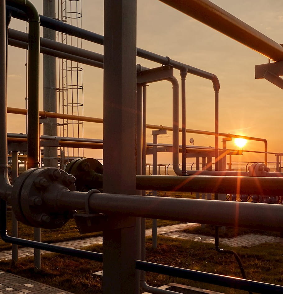 Risks and responsibilities of natural gas infrastructure development