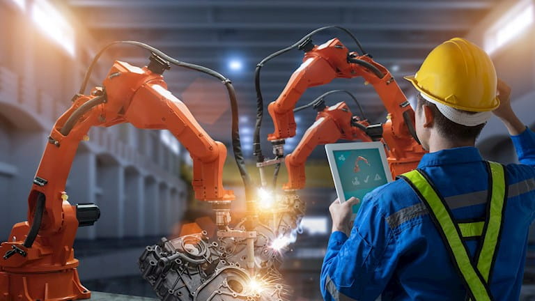 2024 Outlook: The Future of the Manufacturing Industry